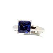 Bague Tanzanite Carré