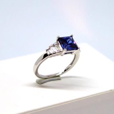 Bague Tanzanite de 1,5 carat 